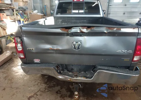 2009 Dodge Ram 1500 Slt/Trx z USA, uszkodzony, nr VIN 1D3HV16PX9J528934